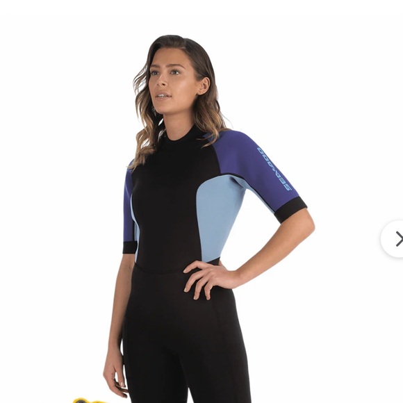 Sea Doo Other - Women’s Short Sleeve Wetsuit Top - Black with Blue Panels
